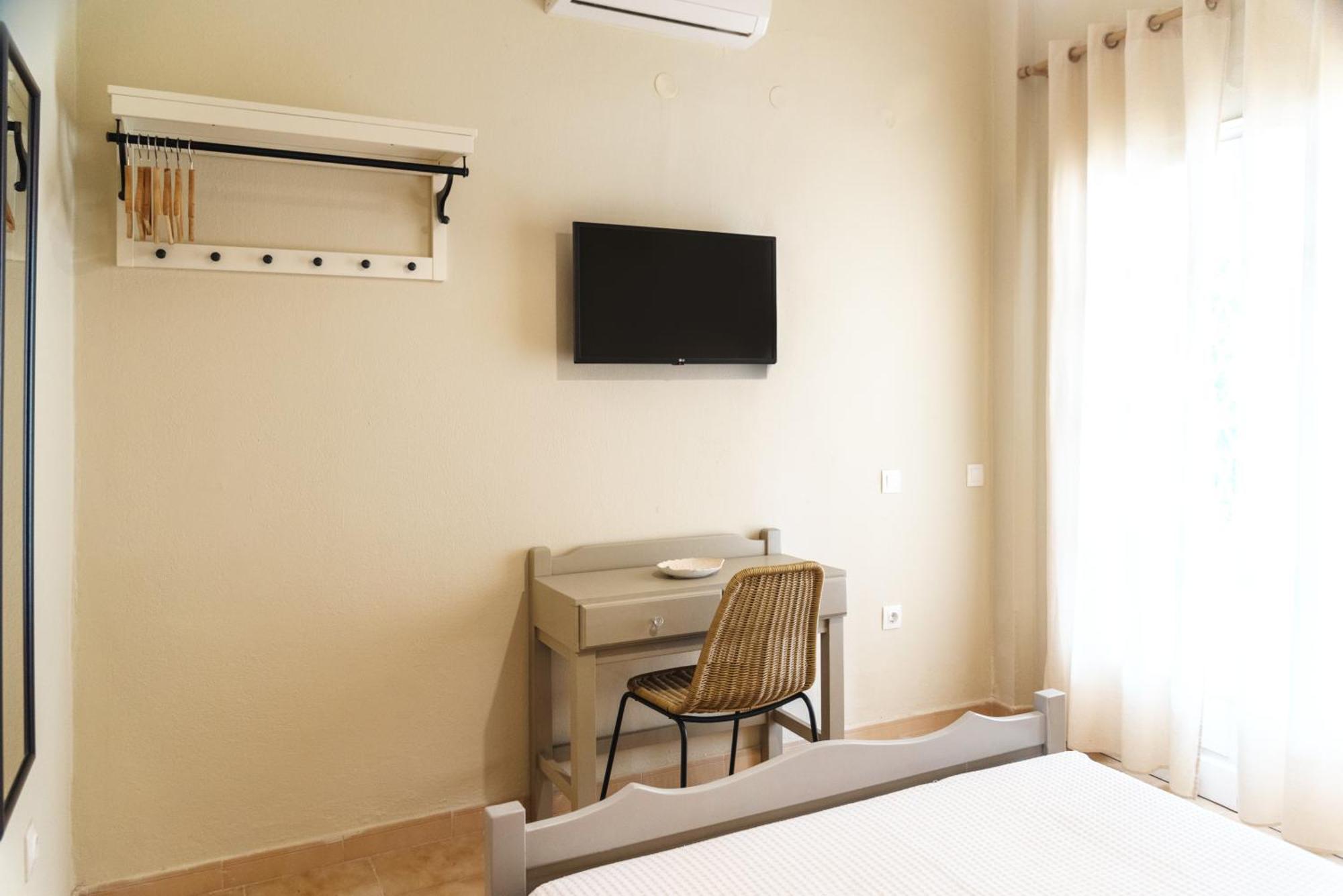 Kamini Apartments กาวอส ภายนอก รูปภาพ